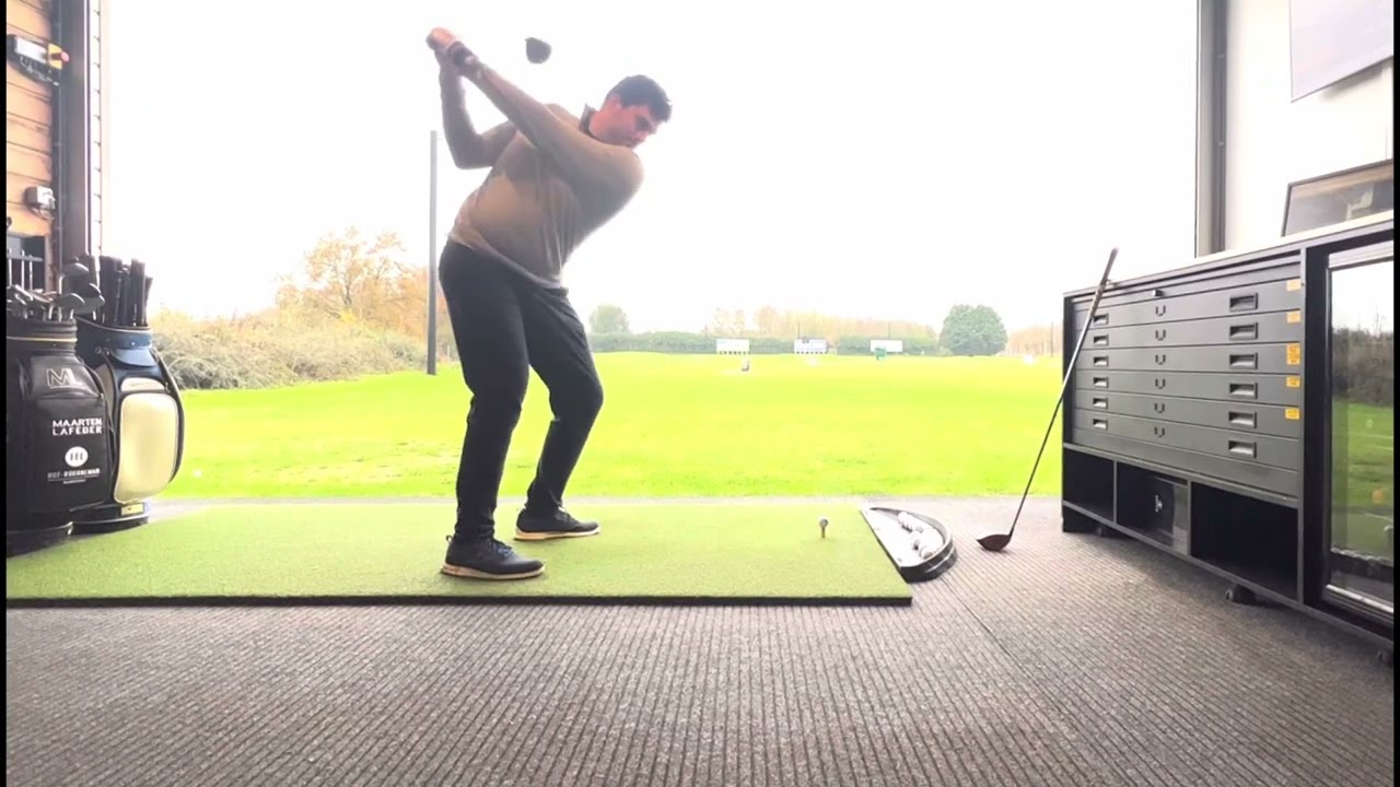 Driver Fitting - low handicap hard hitters by Hans Lemmens
