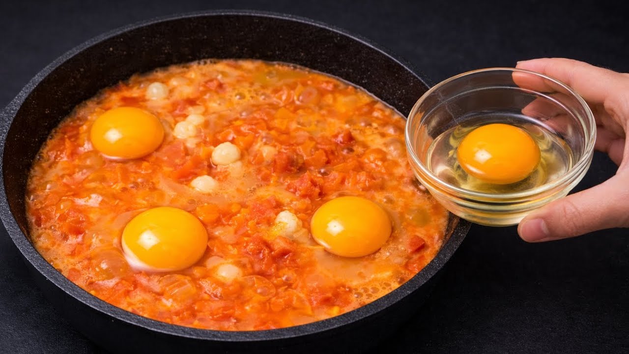 Ich habe noch nie so leckere Eier mit Tomaten gegessen! Ein superleckeres Frühstück in 10 Minuten