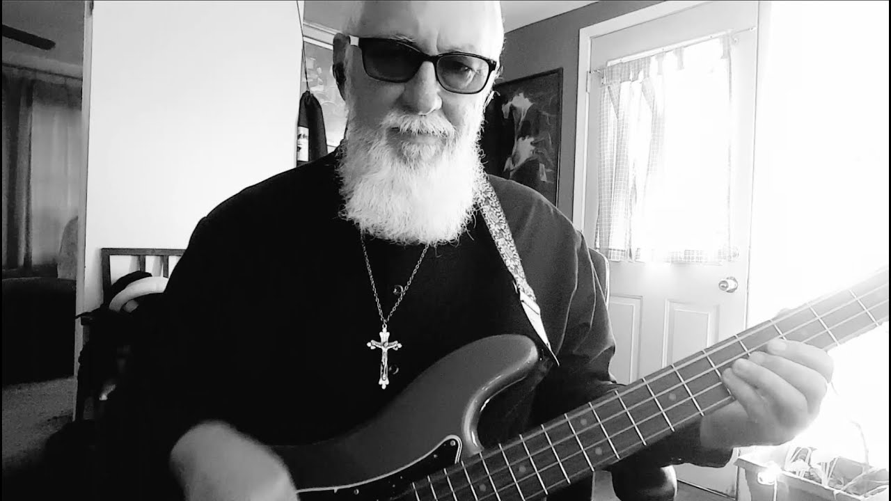 Brad Thompson - Anthem (Leonard Cohen cover) (featuring Claire Kirk)