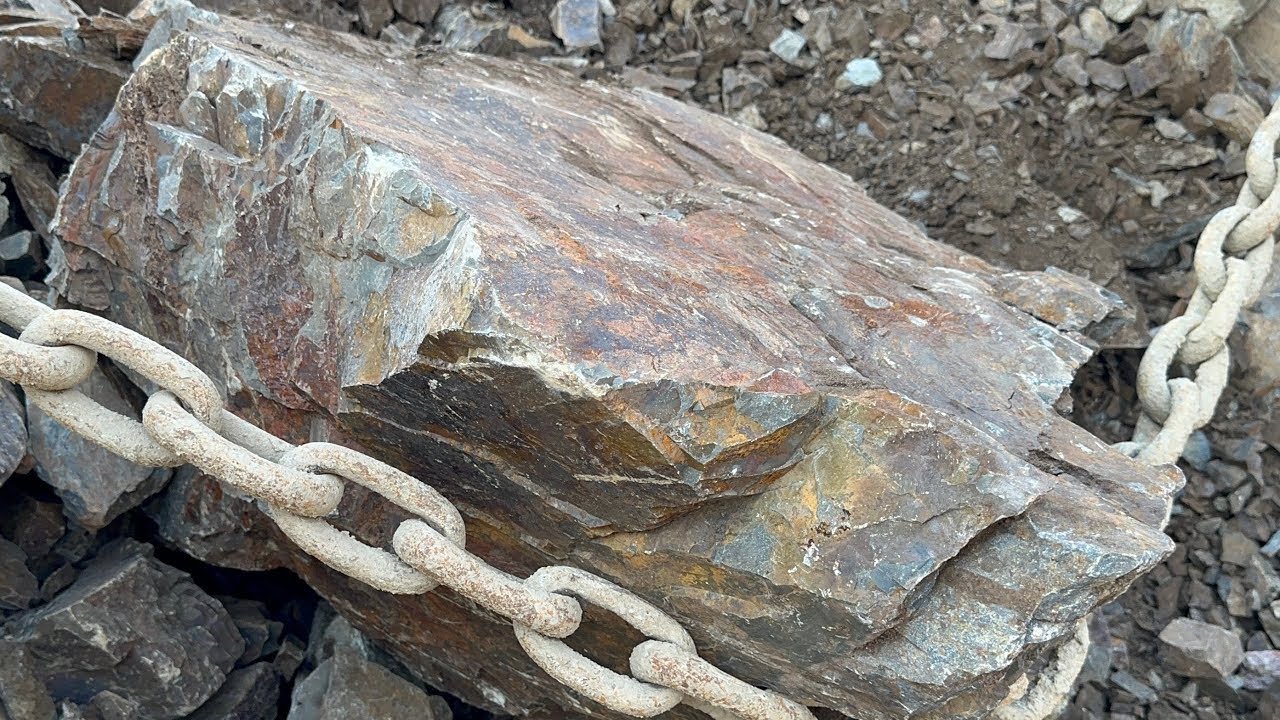 BIG ROCK 🪨 Crusher Machine - FULL Powerfull Process A Giant in Action-Big Rock Crushing