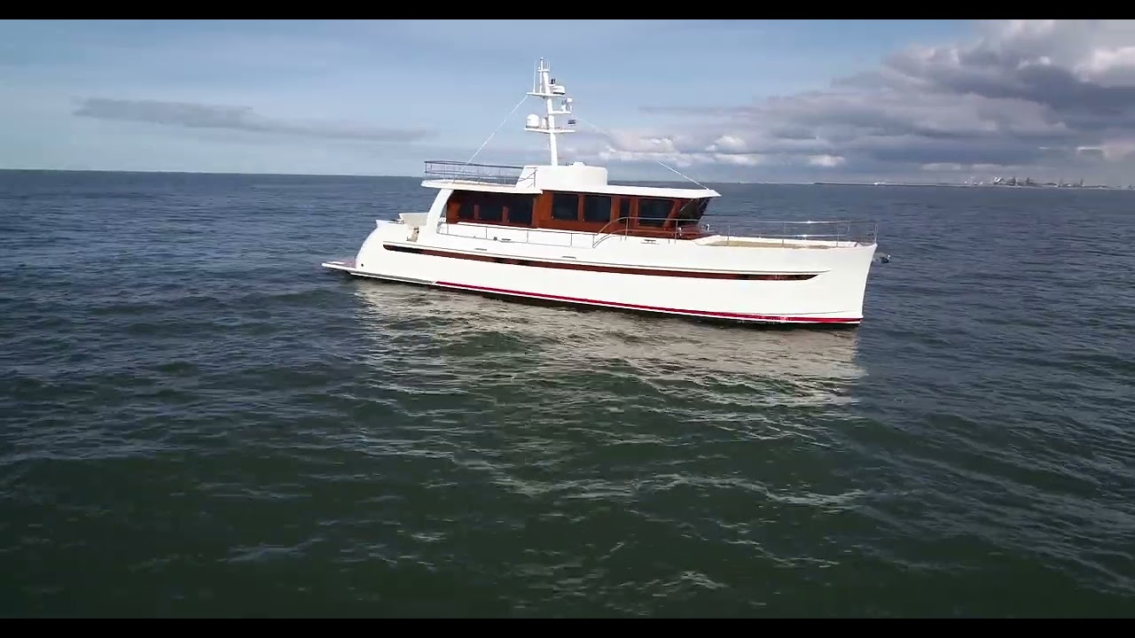 Steeler Yachts 65S Flyfish
