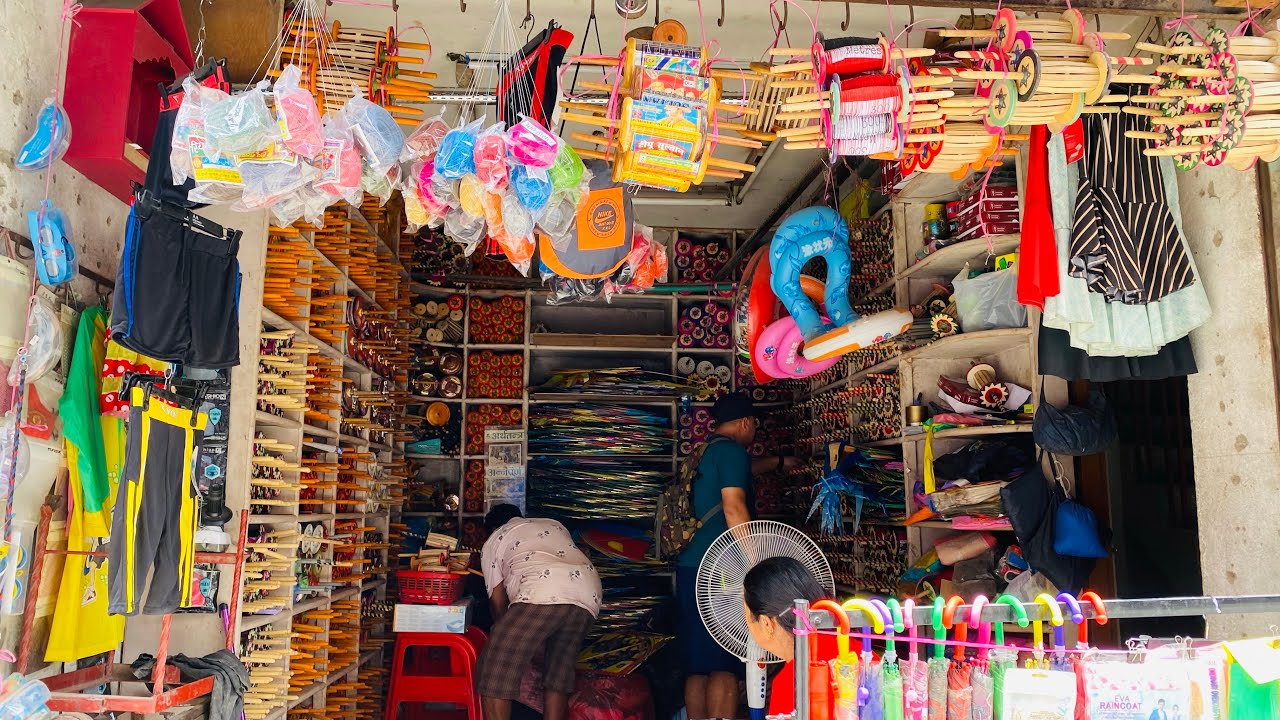 Moto vlog// famous kites 🪁 shop(changa pasal) //flying 🪁kite //welcoming Dashain 2080…..😊😊