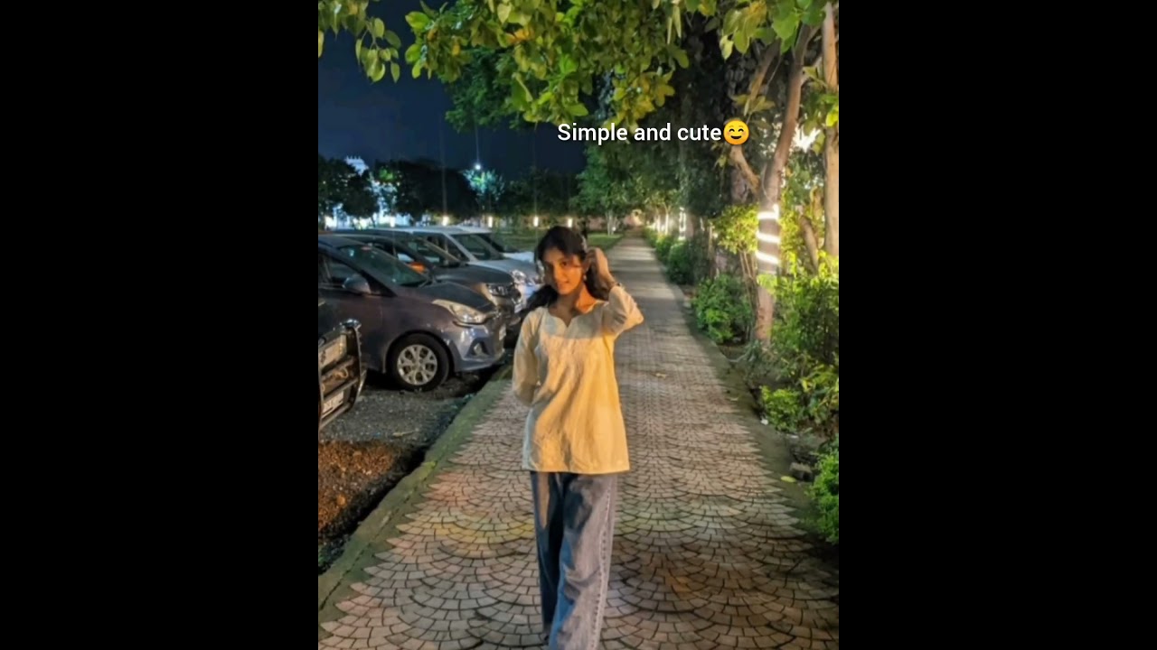 Short kurti photo poses and caption 💛💌💭 #aestheic #photoideas #trending #youtubeshorts #caption
