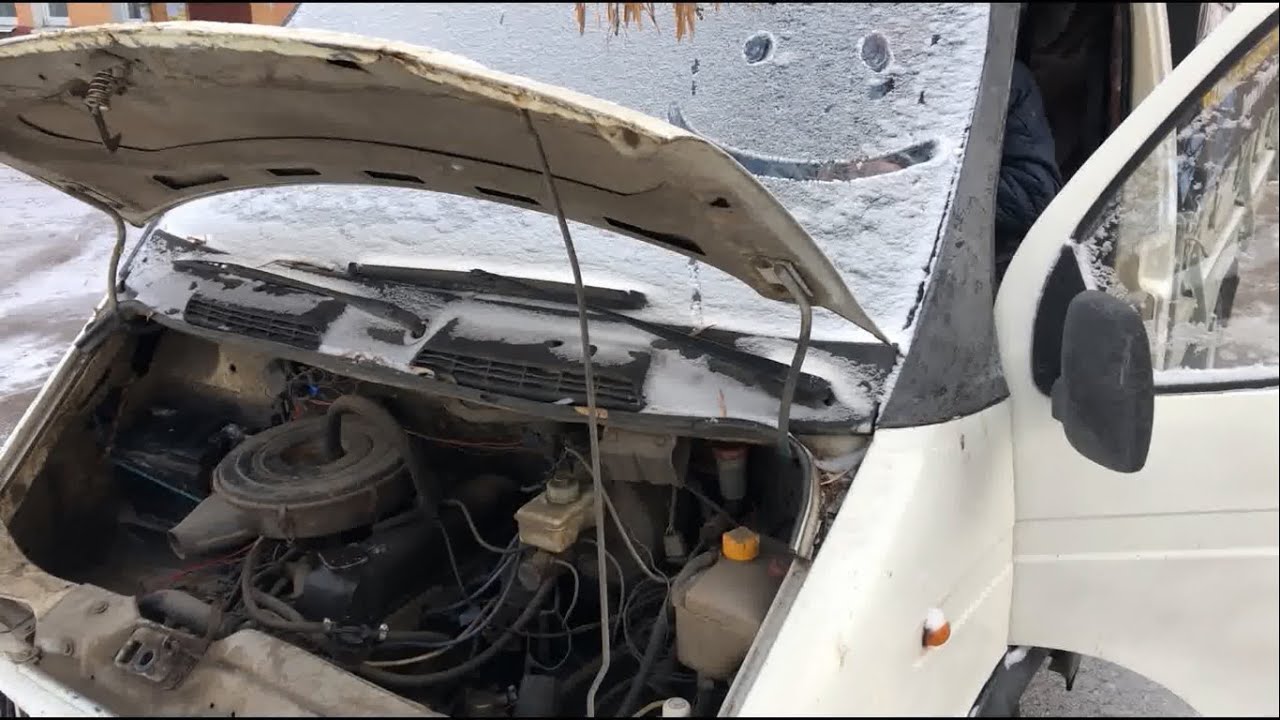 Газ 3302 запуск 402 двигателя после 27 градусных морозов и месяца простоя!