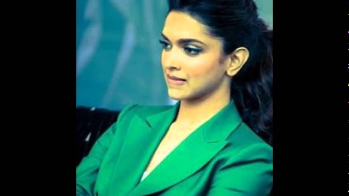 deepika padukone's meshy ponytail