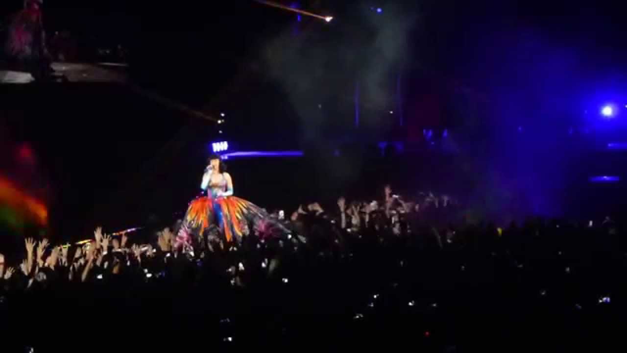 Katy perry Lyon 20 février 2015 halle tony garnier 