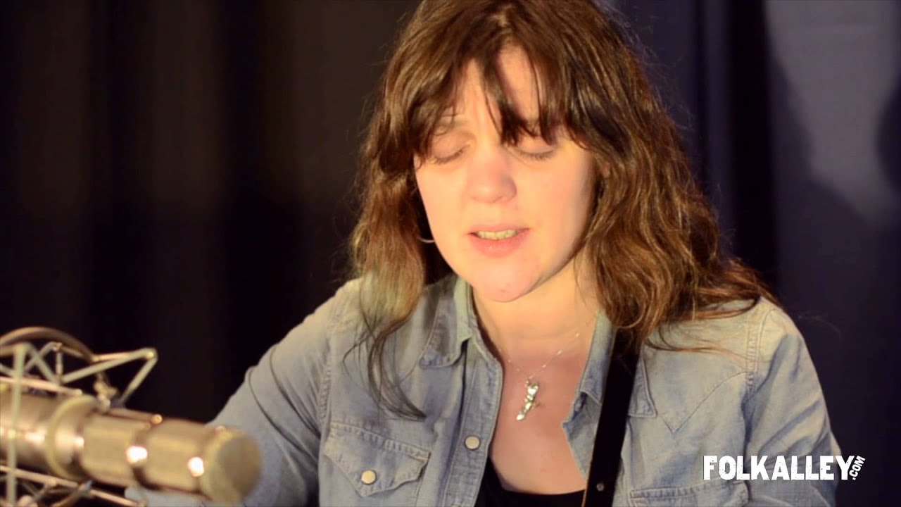 Folk Alley Sessions: Amelia Curran - 