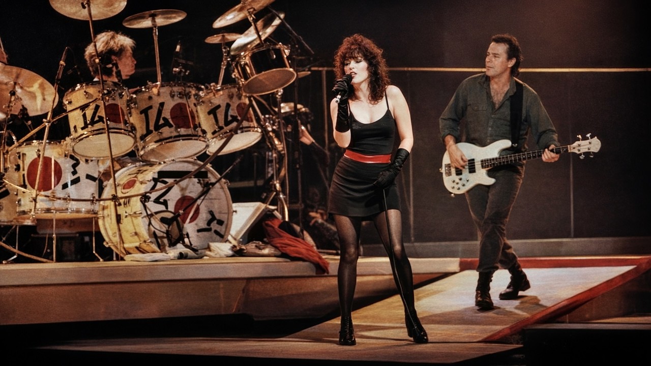Pat Benatar performs on Get Nervous World Tour