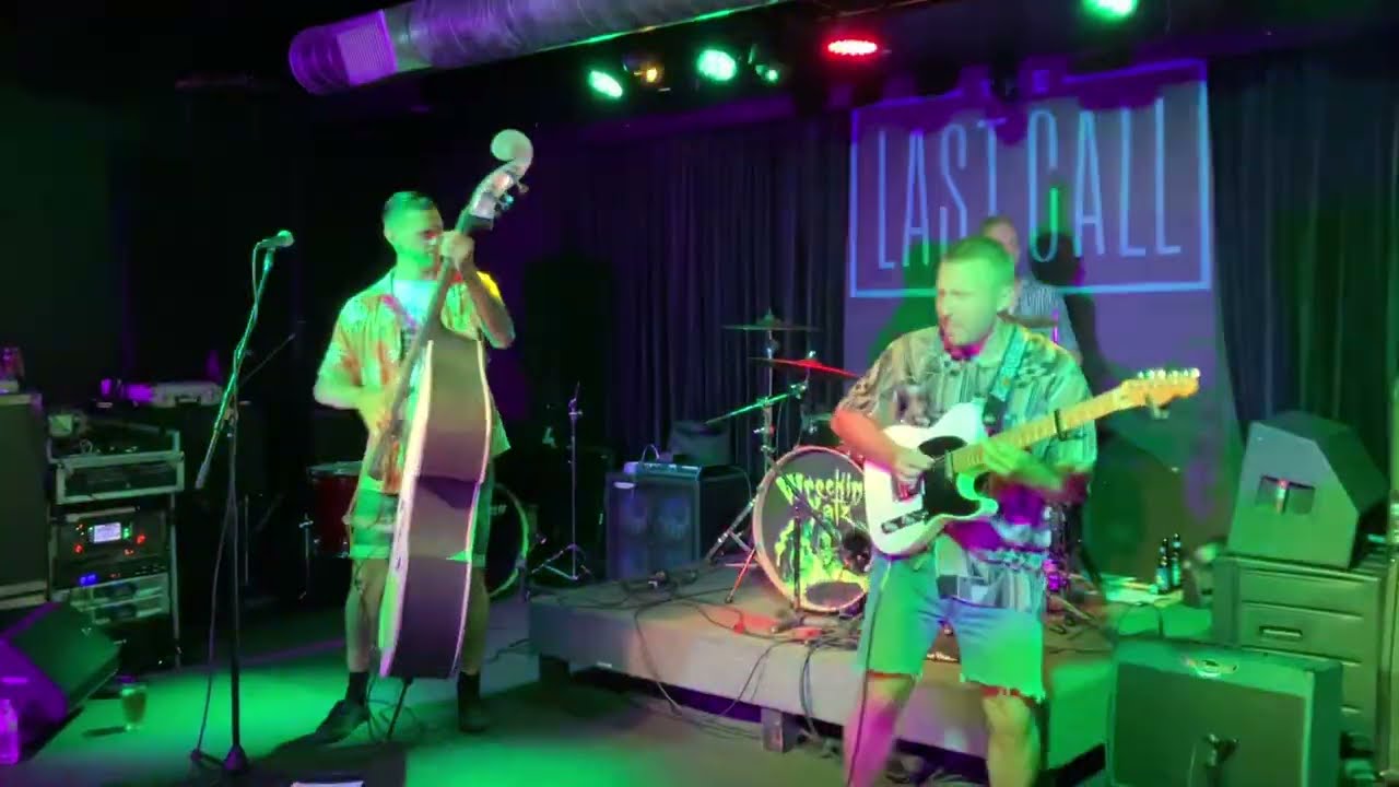 The Test Pilots - Out of the dark (live)