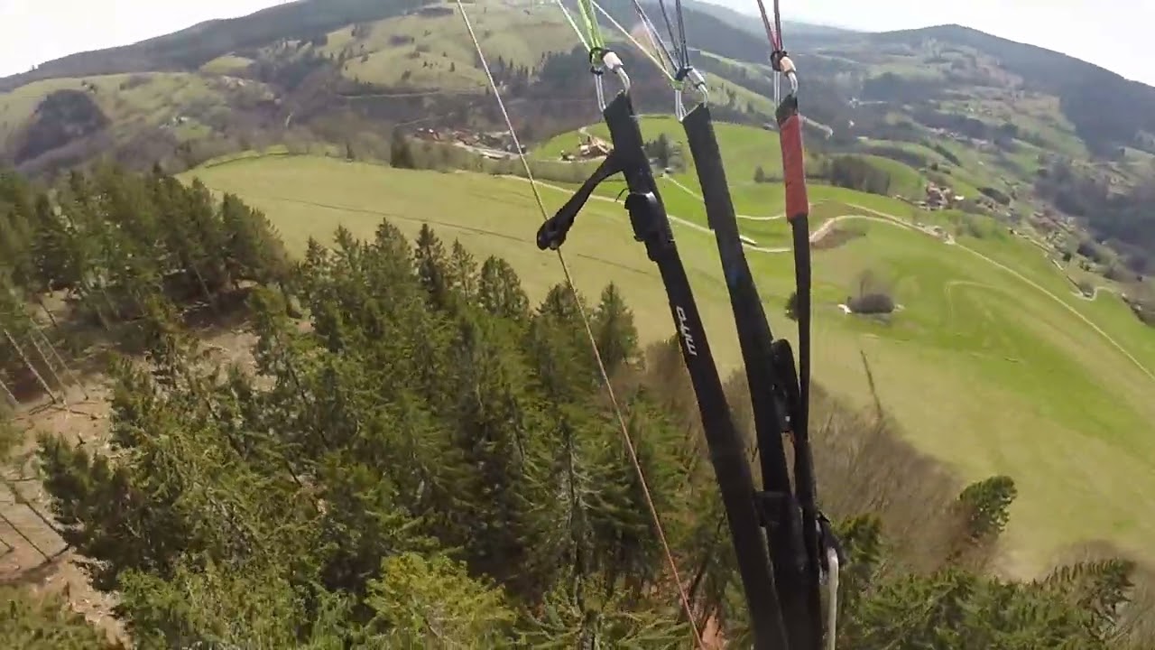 Gleitschirm fliegen im Schwarzwald Schneckenhorn März 2024