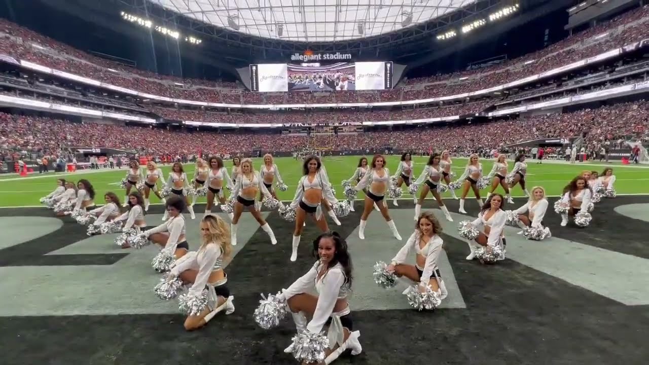 YEAH | RAIDERETTES