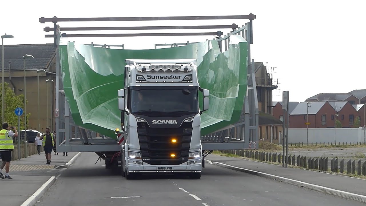 Sunseeker Mould from Lee on the Solent to Poole Part 1 of 2 - Thursday 18th May 2023