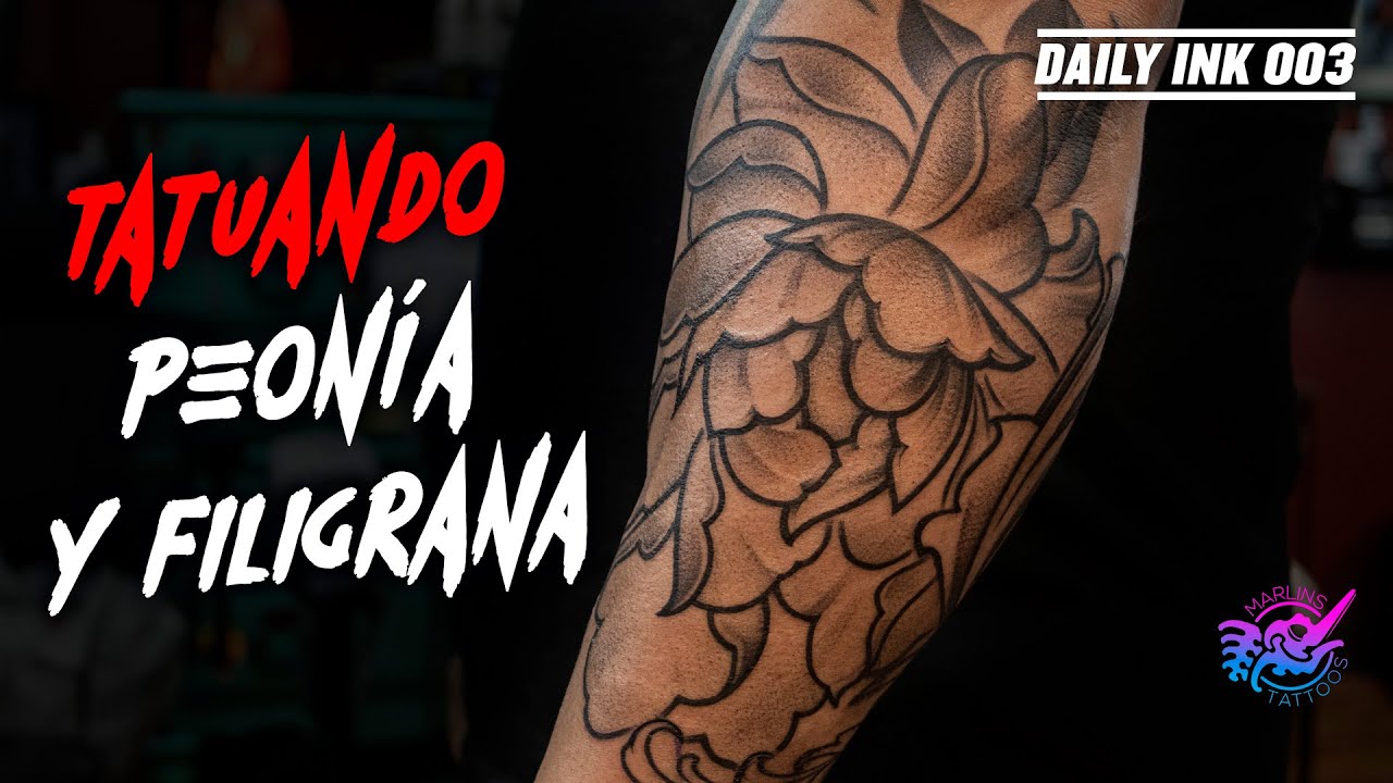 TATUANDO una Peonía y Filigrana 