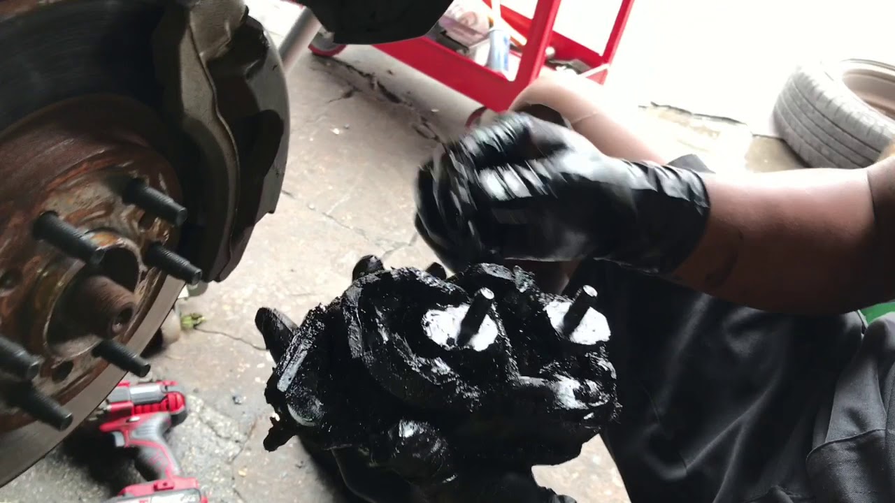 HOW TO CHANGE THE LOWER ENGINE MOUNT ON A 08 CHEVY UPLANDER