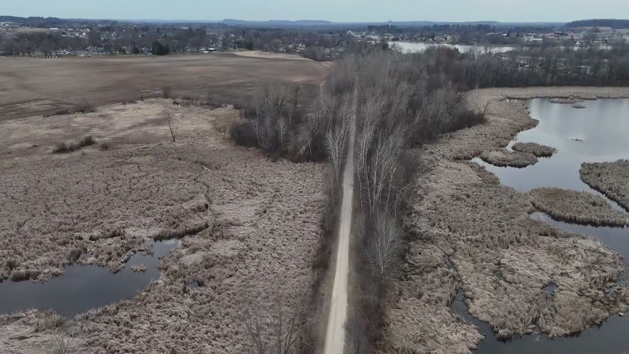 The Wiouwash Trail North from Hillview Rd to the Hortonville trailhead,via drone, 4K.