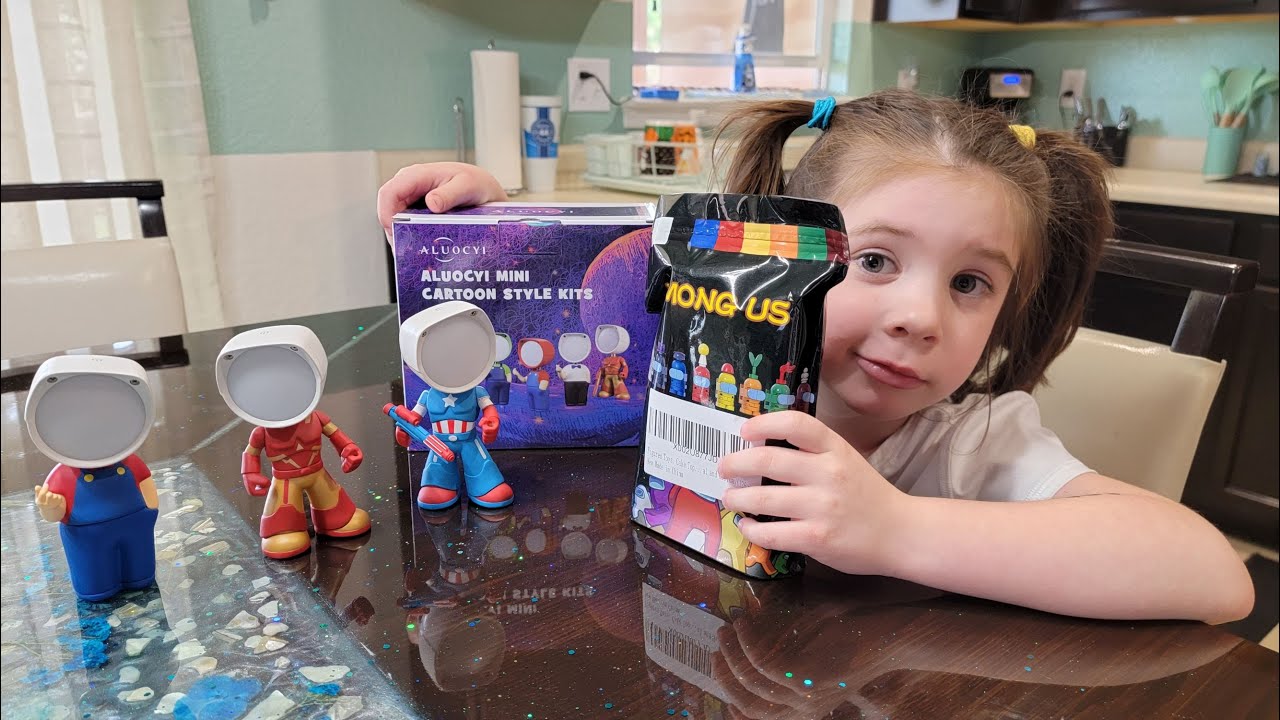 Night Light Bluetooth Speaker & Cake Topper Among US Imposter Figures!