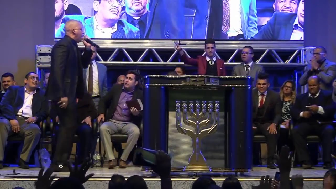 Pastor Junior Trovão - Vigília Aviva Leste !