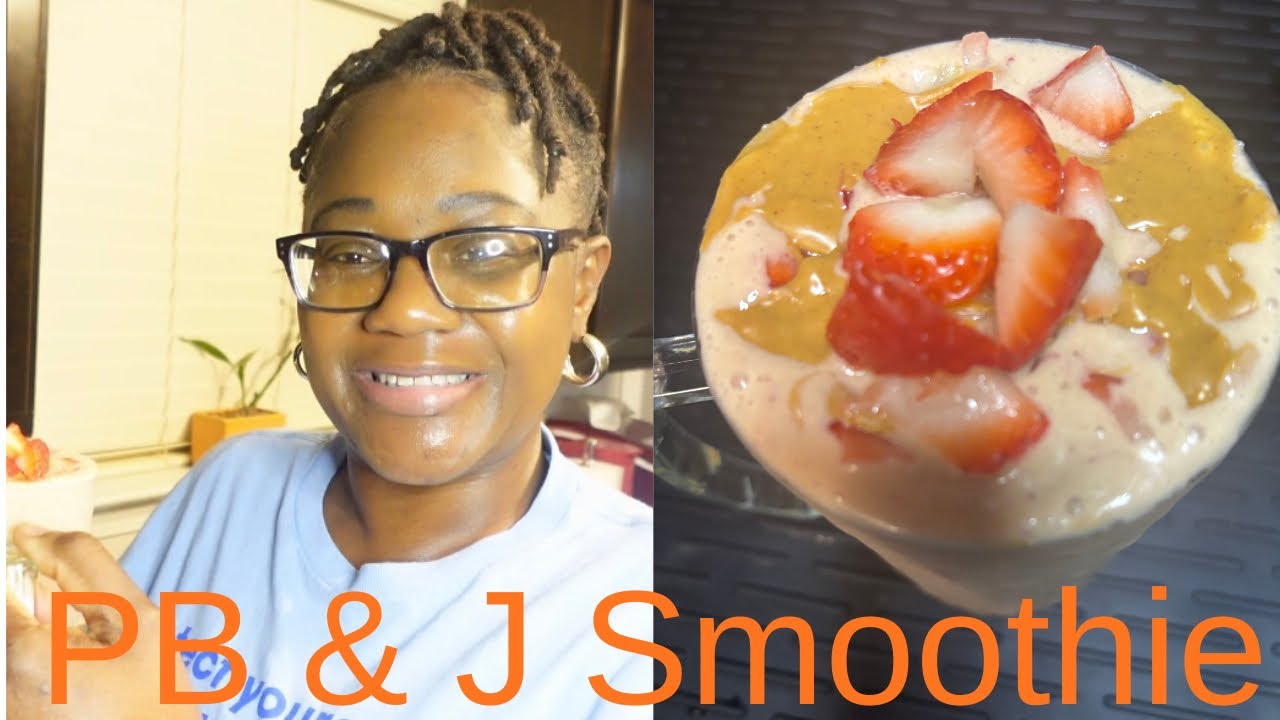 Day 26: 30 Days of Smoothies (Healthy PB&J Smoothie)