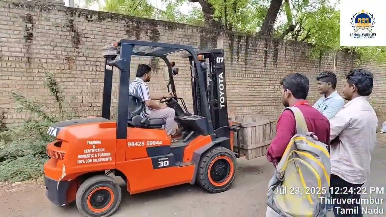 🌟 Success Story from Janani Forklift Training Institute, Trichy! 🚜💼  Contact:9842669944