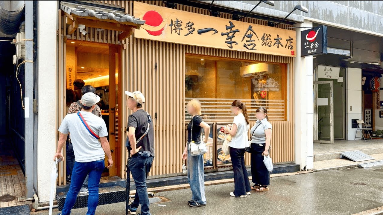 【福岡】１日４００杯以上！“元祖 泡系豚骨”の総本店で行列が止まらない理由とは？