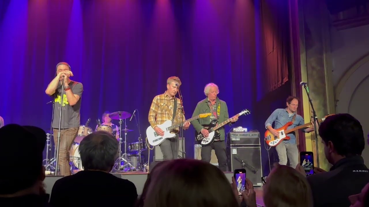 Michael Shannon & Jason Narducy w. Peter Buck - "Harborcoat" (R.E.M. cover) - Seattle - 2/21/2025
