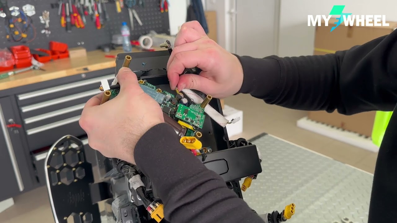 Begode Master Display Chip replacment