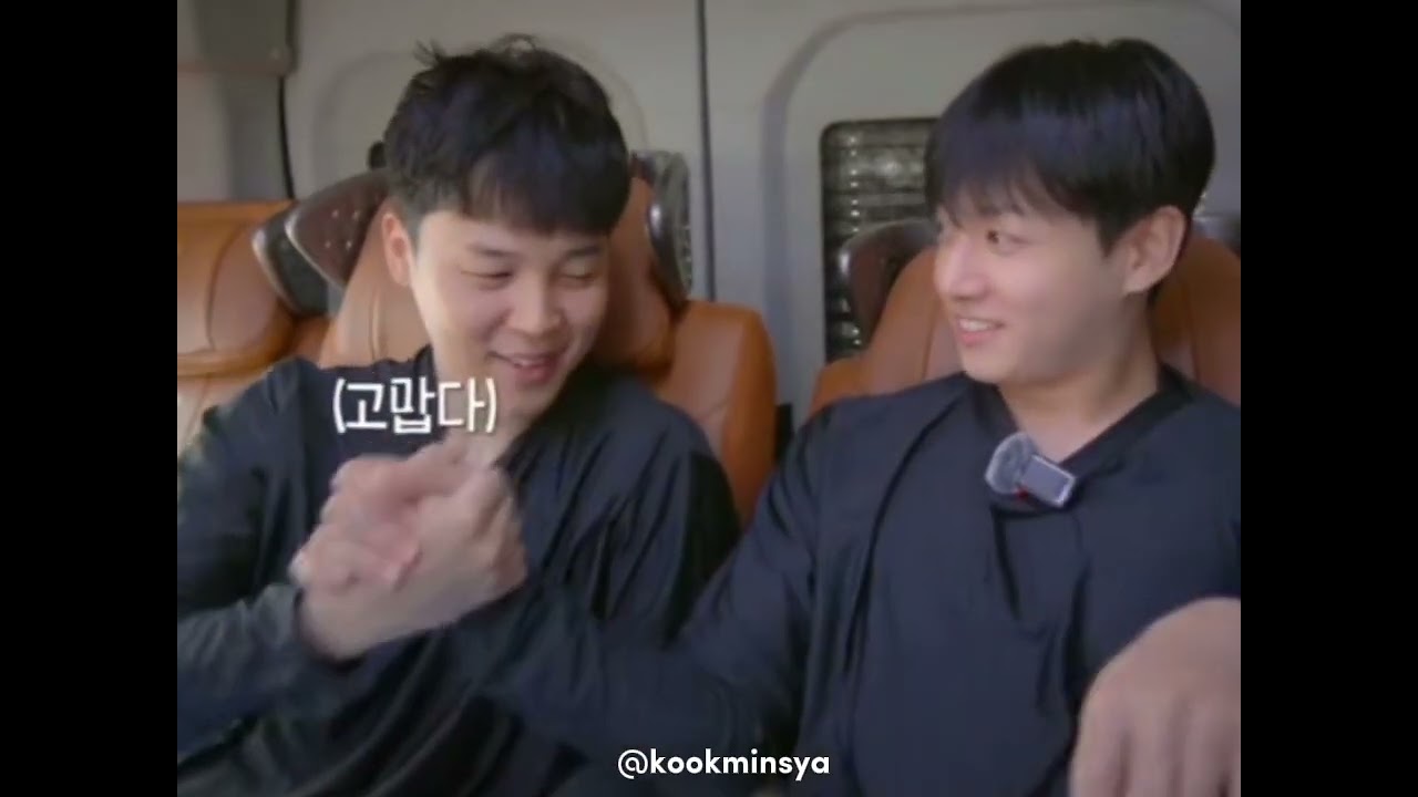 Couple highfive adorable 