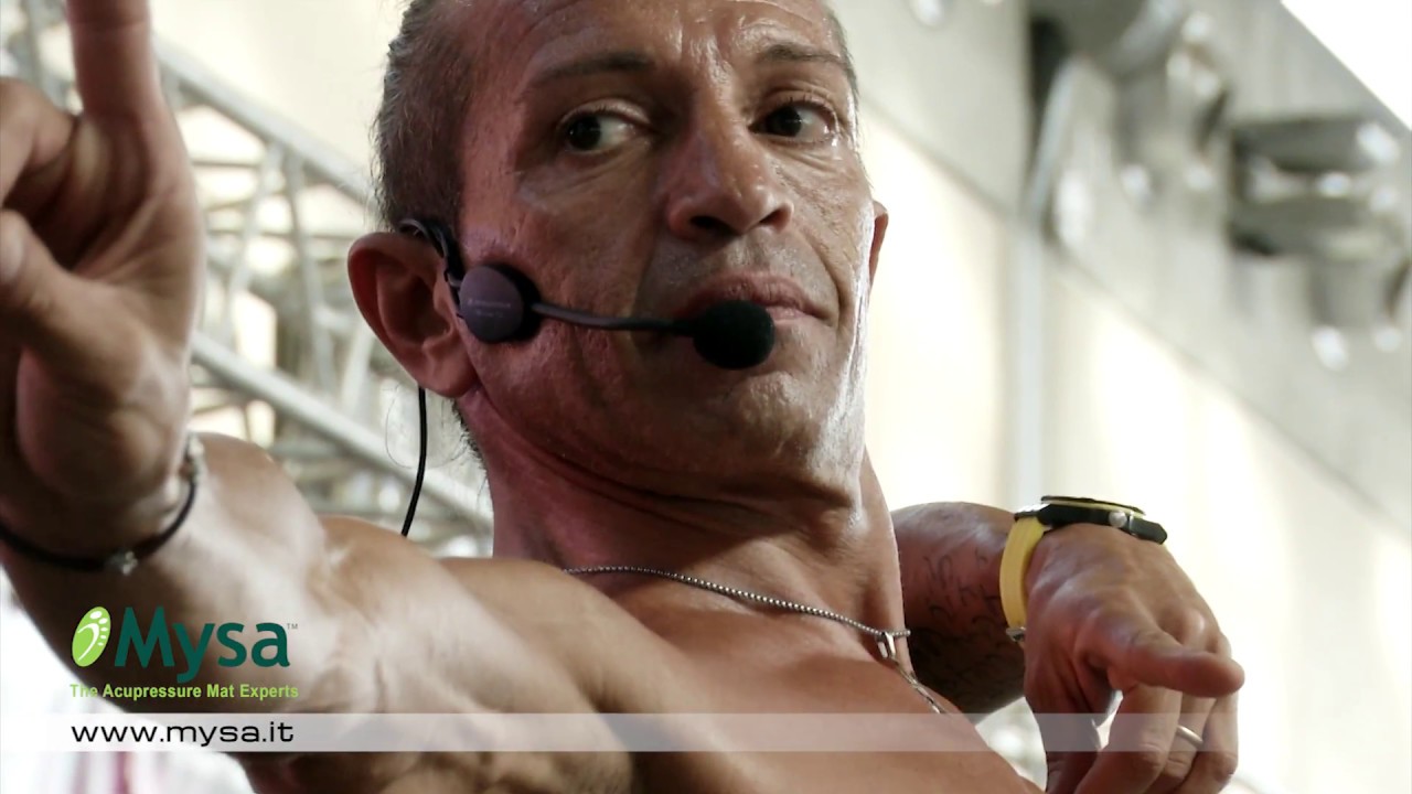 CORSI DI GRUPPO CON IL TAPPETINO PER AGOPRESSIONE MYSA: ECCO IL MYSA OLISTIC WORKOUT