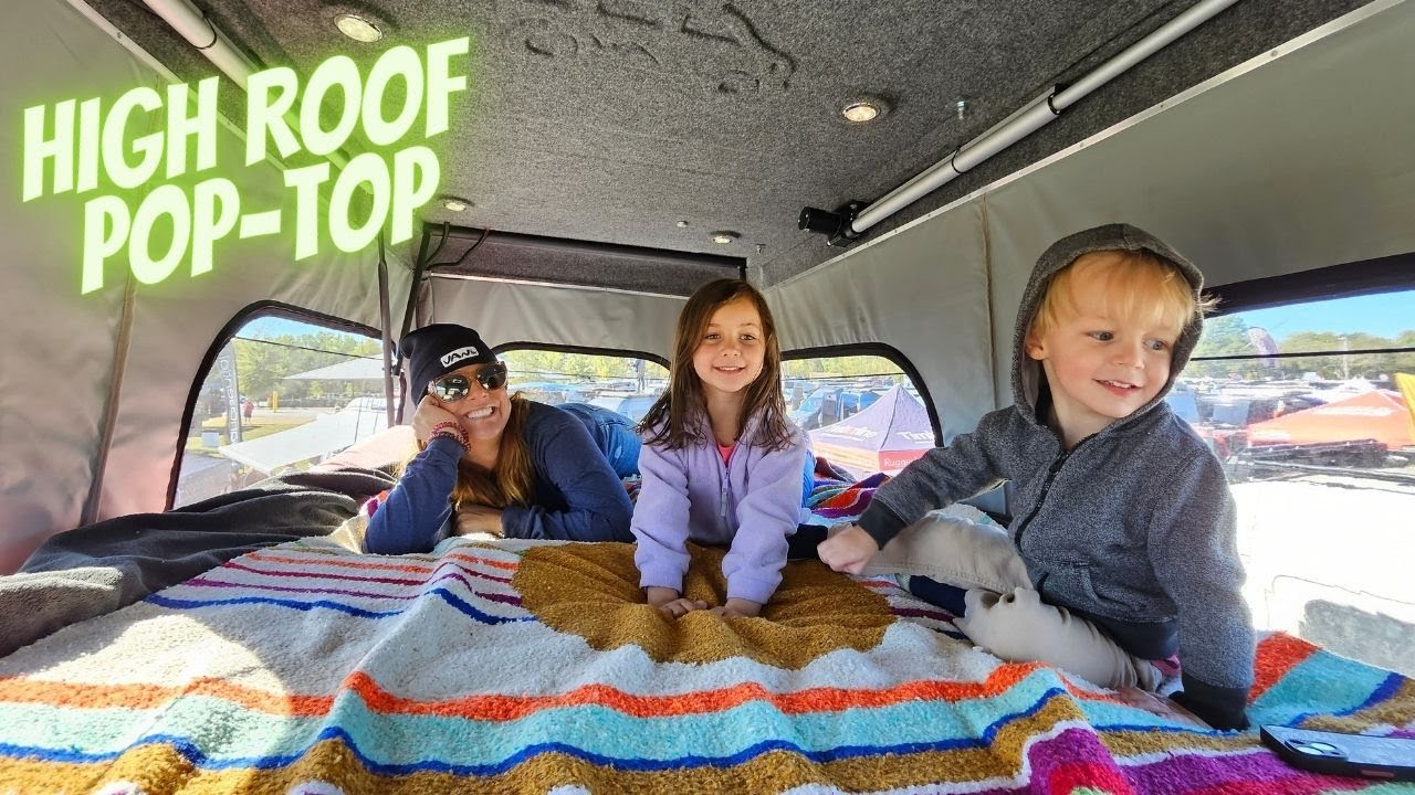 Ford Transit Pop-Top от Colorado Camper Van | Выставка Adventure Van Expo в Чаттануге, Теннесси, ...