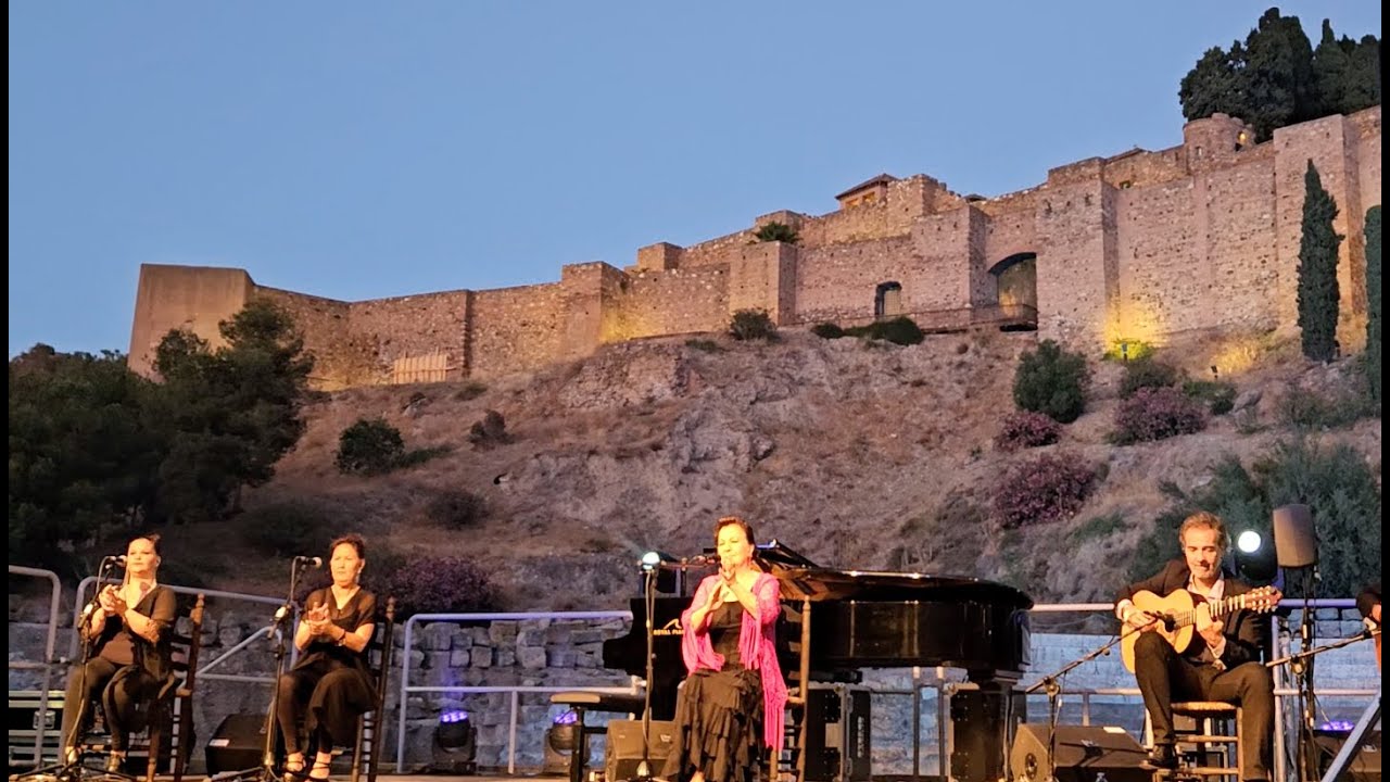 CARMEN LINARES-Bulerías por Soleá