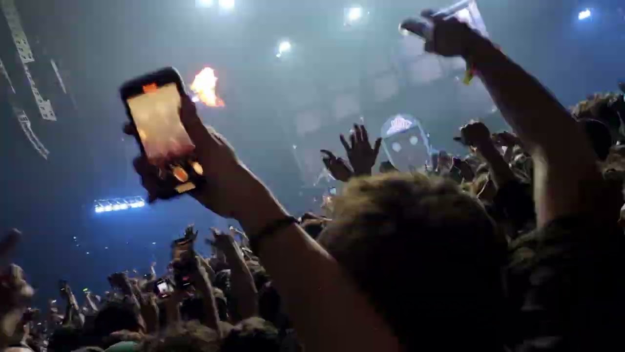 Laylow ft. Damso - R9R-LINE (Live Accor Hotel Arena 11.03.22))