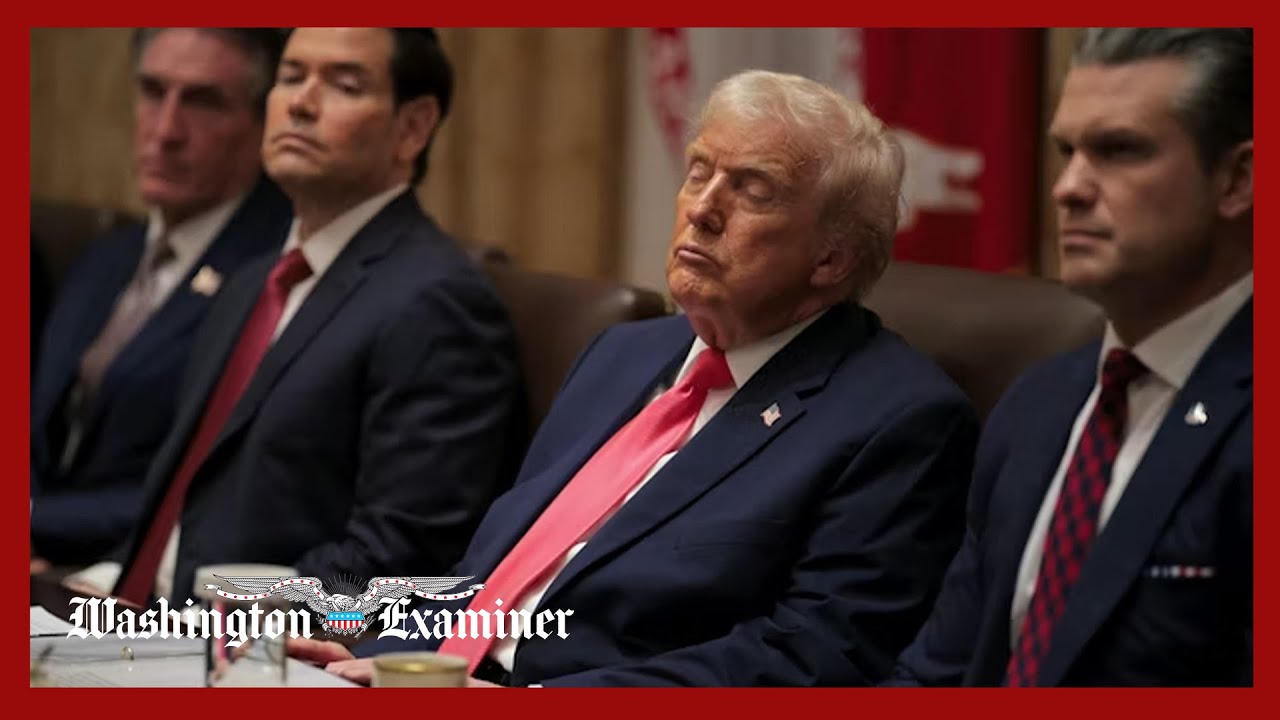 Трамп объяснил, почему закрыл глаза во время заседания кабинета министров.