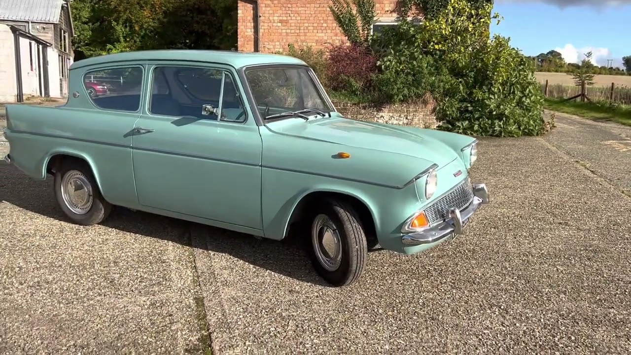 Ford Anglia 105E Deluxe 1968 - Bradley James Classics