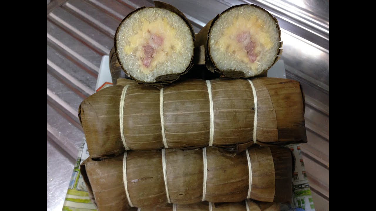 How to make Khmer sticky rice steam cake នំអន្សមជ្រូក ( noum on som )