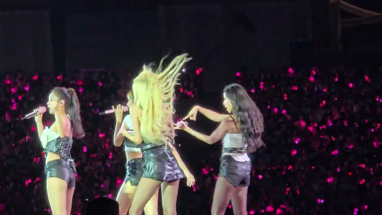 2025/10/19 Blackpink - Shut Down    Blackpink World 《Deadline》In Kaohsiung