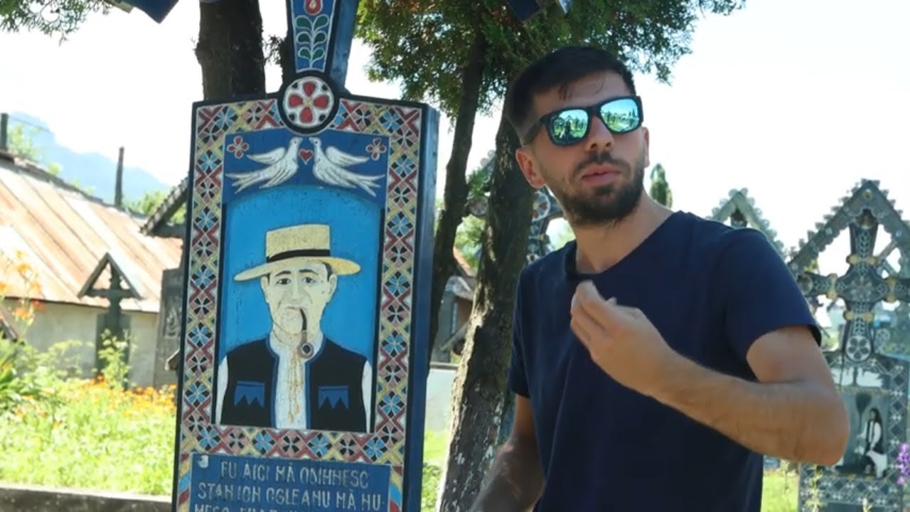 În vizită la Cimitirul Vesel - MIRCEA BRAVO