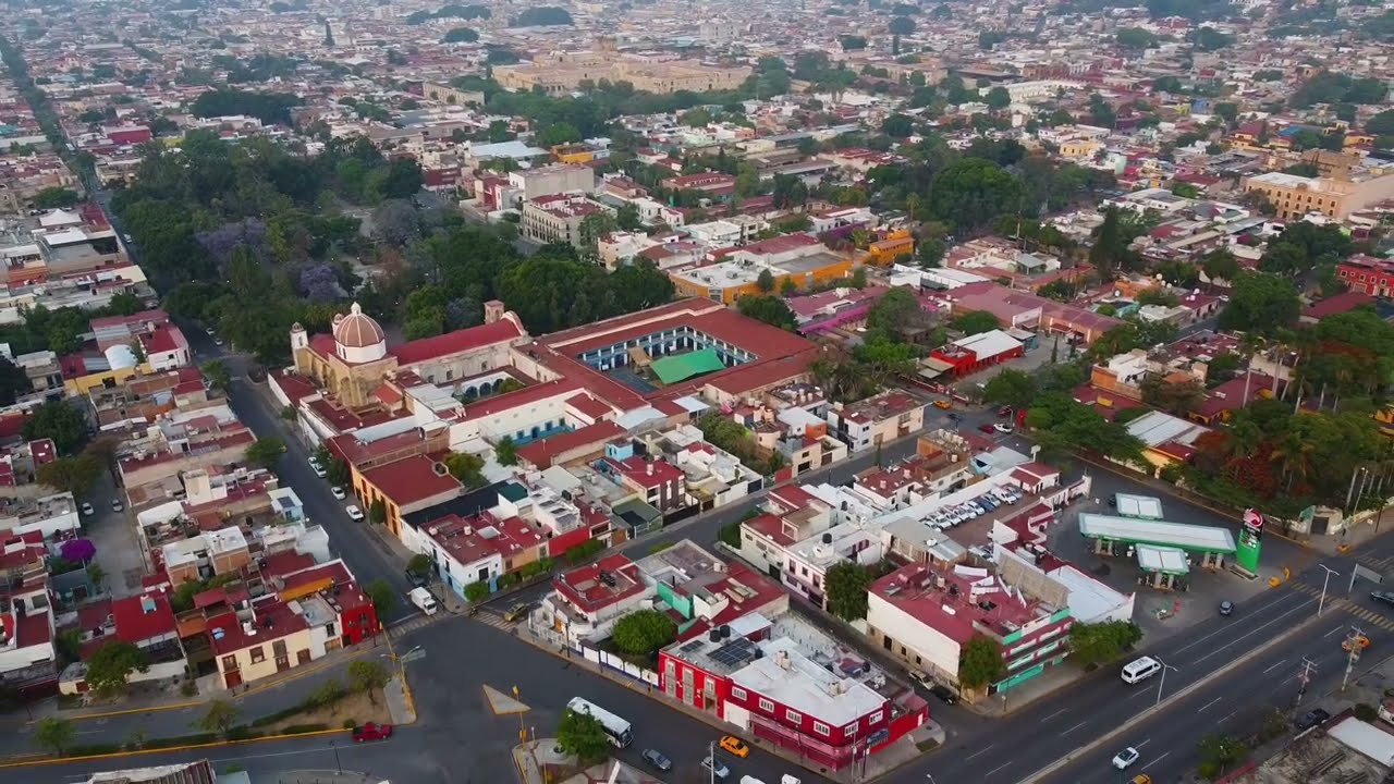 Oaxaca City Aerial and Street View &ndash; Mexico in Full HD | Free copyright drone footage