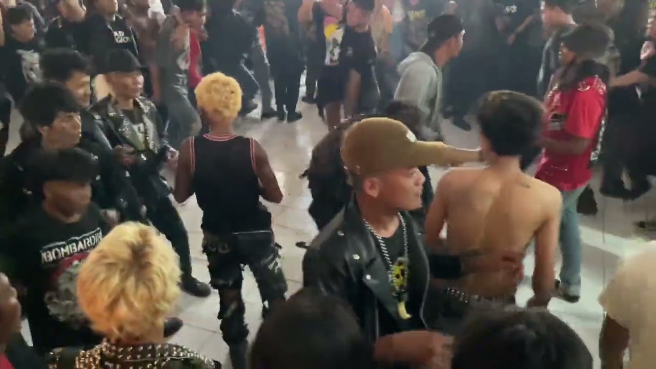 MOLOTOV COCKTAIL || live in COMAL STRESS PUNK 14 januari 2024