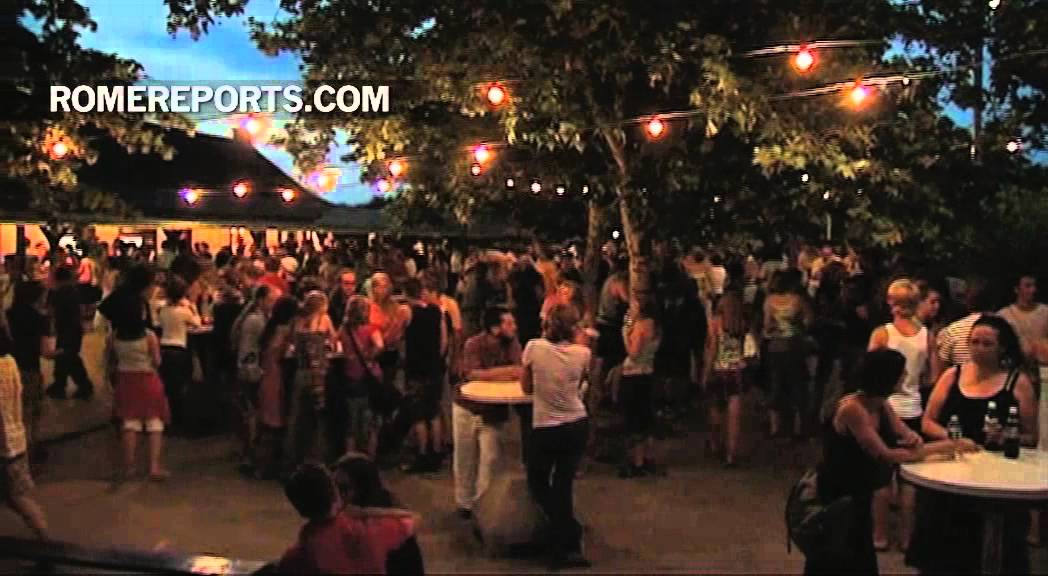 La Comunidad de Taizé organiza encuentros de oración en 2015 para recordar a su fundador