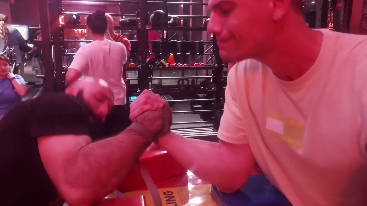 Nr1 Fitness Titan - Armwrestling / Skandenberg Training (January 2026)