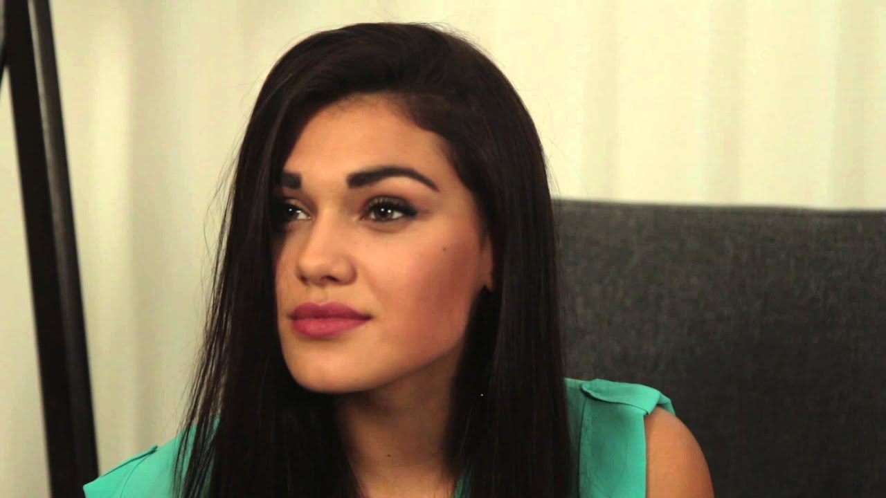 CZECH REPUBLIC, Andrea Kalousova - Contestant Introduction : Miss World 2015