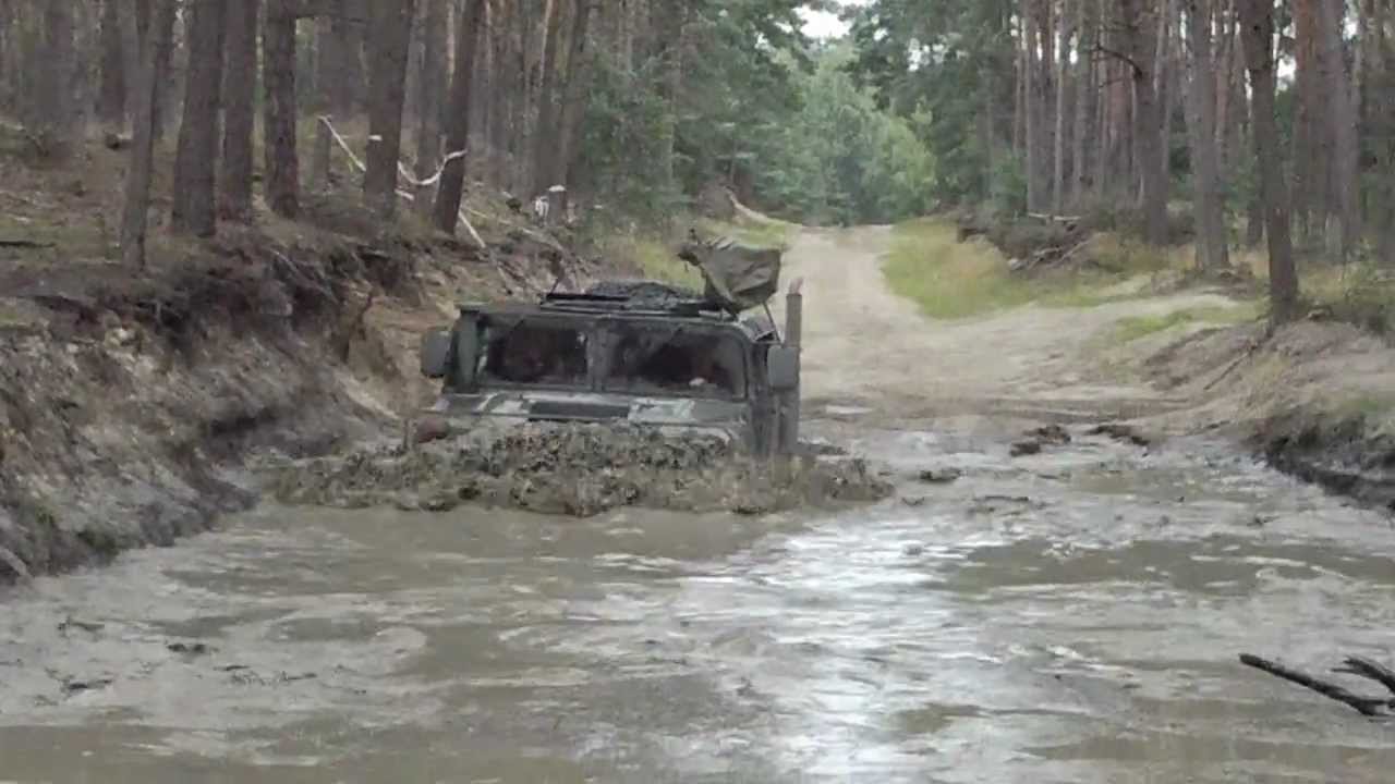M1025 + M1026 HMMWV D.H.O.G. offroading in Furstenau Germany Aug. 2012