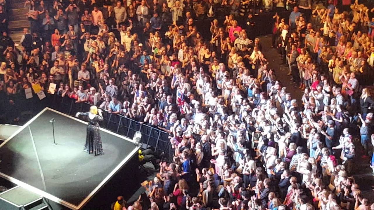 Rolling in the Deep- Adele. Air Canada Centre, Toronto, ON. October 7, 2016