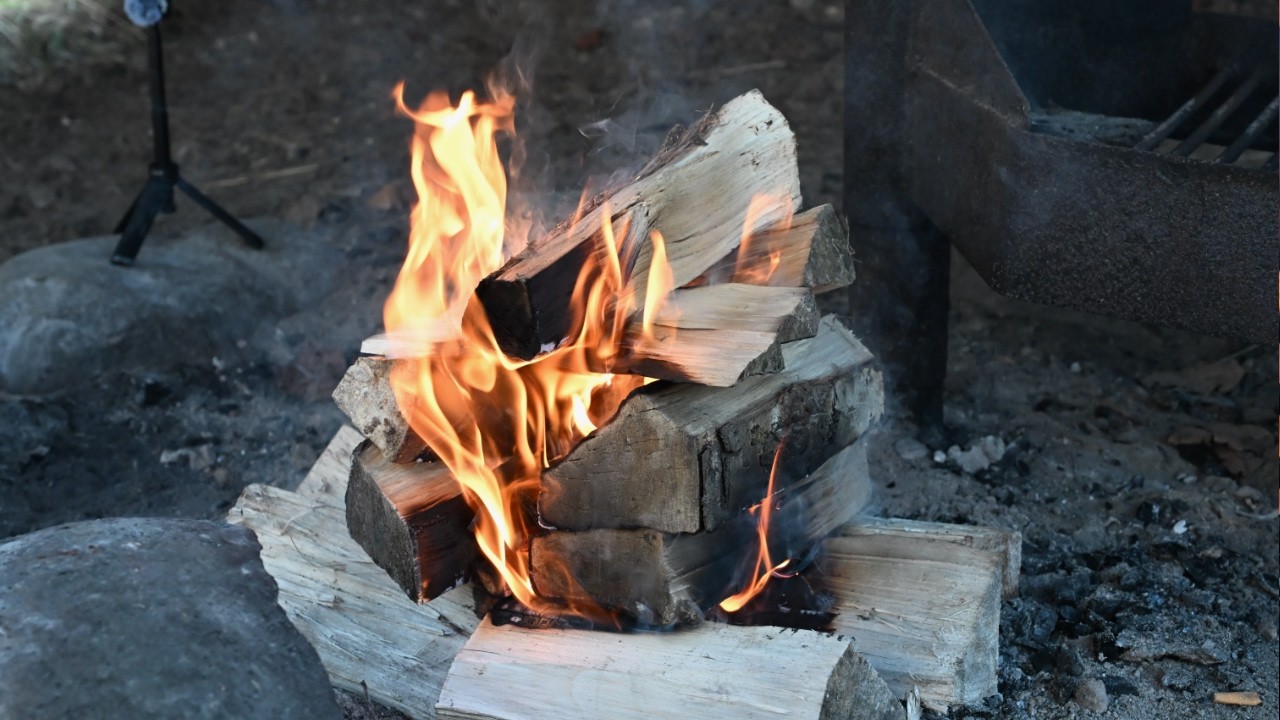 Open fire, cooking, coffee and nature sounds - ASMR
