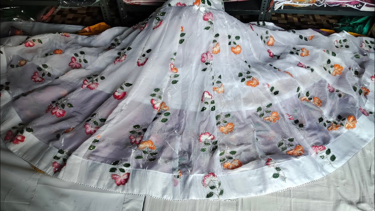 सभी पर जचने वाला शानदार लाचा जल्दी ऑर्डर करें ऑर्डर नंबर 9991382360
