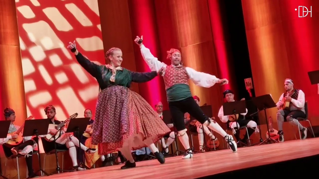La jota en la voz y el ritmo de los mayores