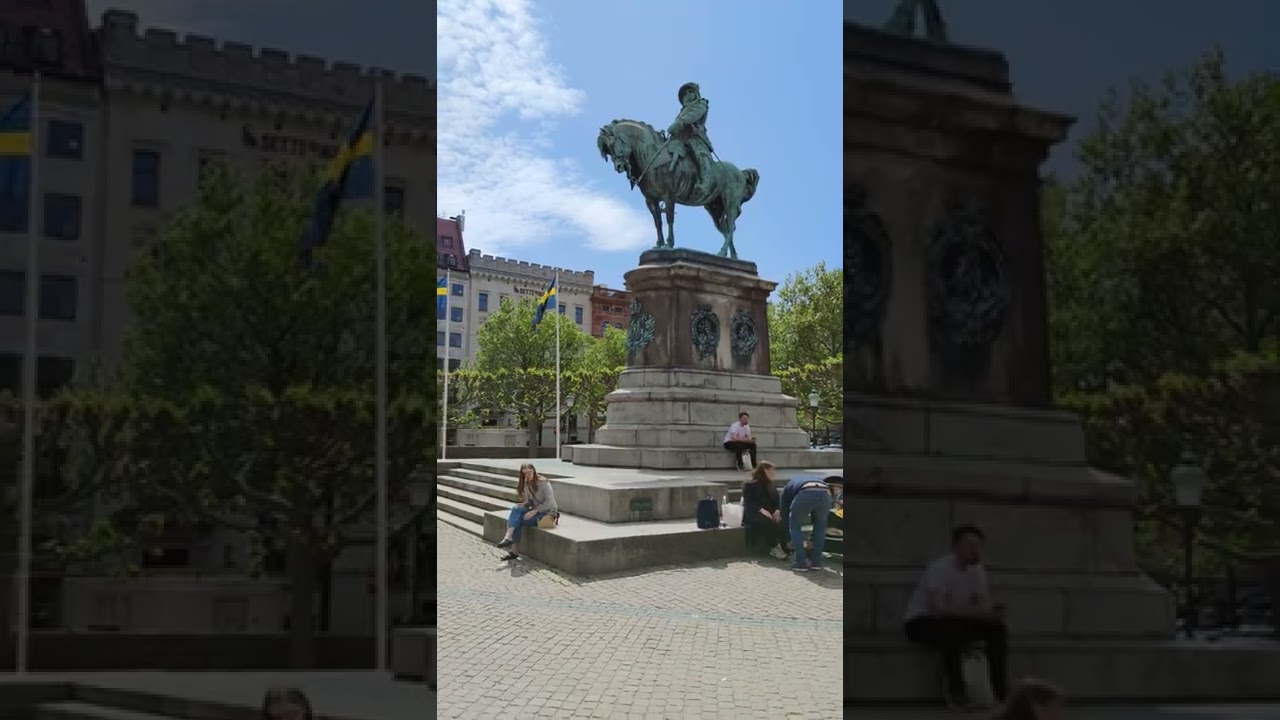 Karl X Gustav statue at the Stortorget