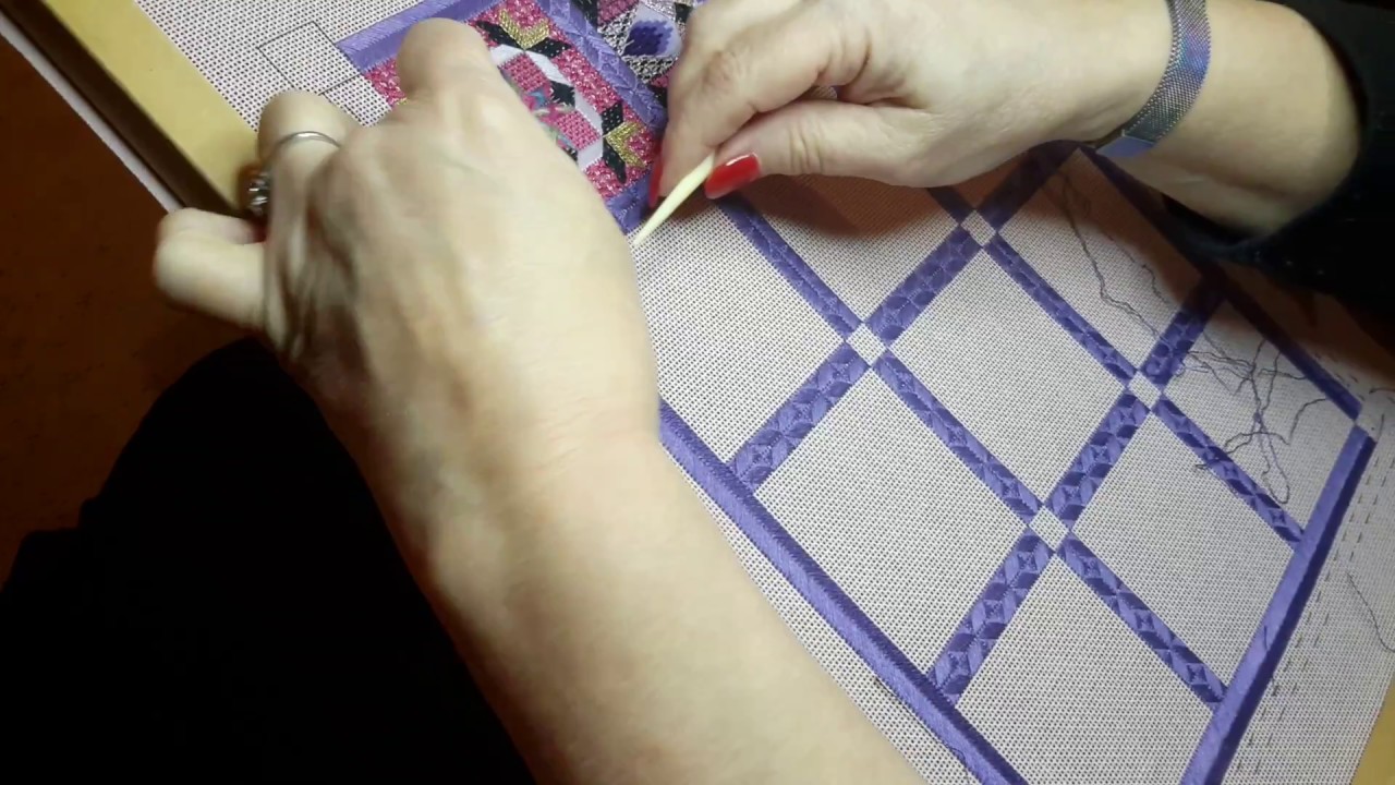 Stitch with me part 2 - Counted canvas and laying tool