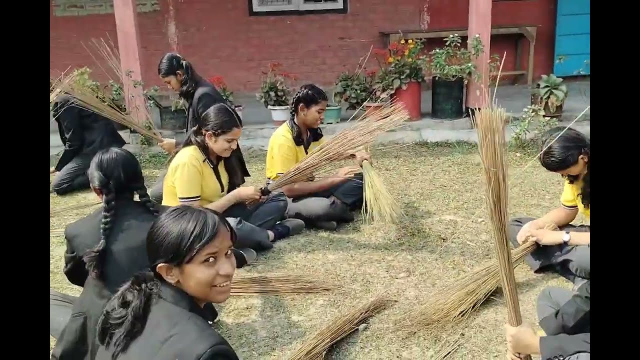 किताबों से आगे की शिक्षा | Students Craft Exam| Traditional Bamboo Art #viral #education #education 