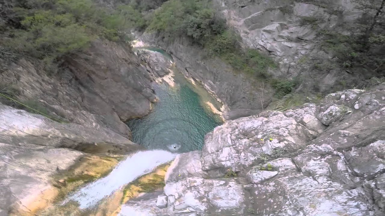 Matacanes salto 27 metros